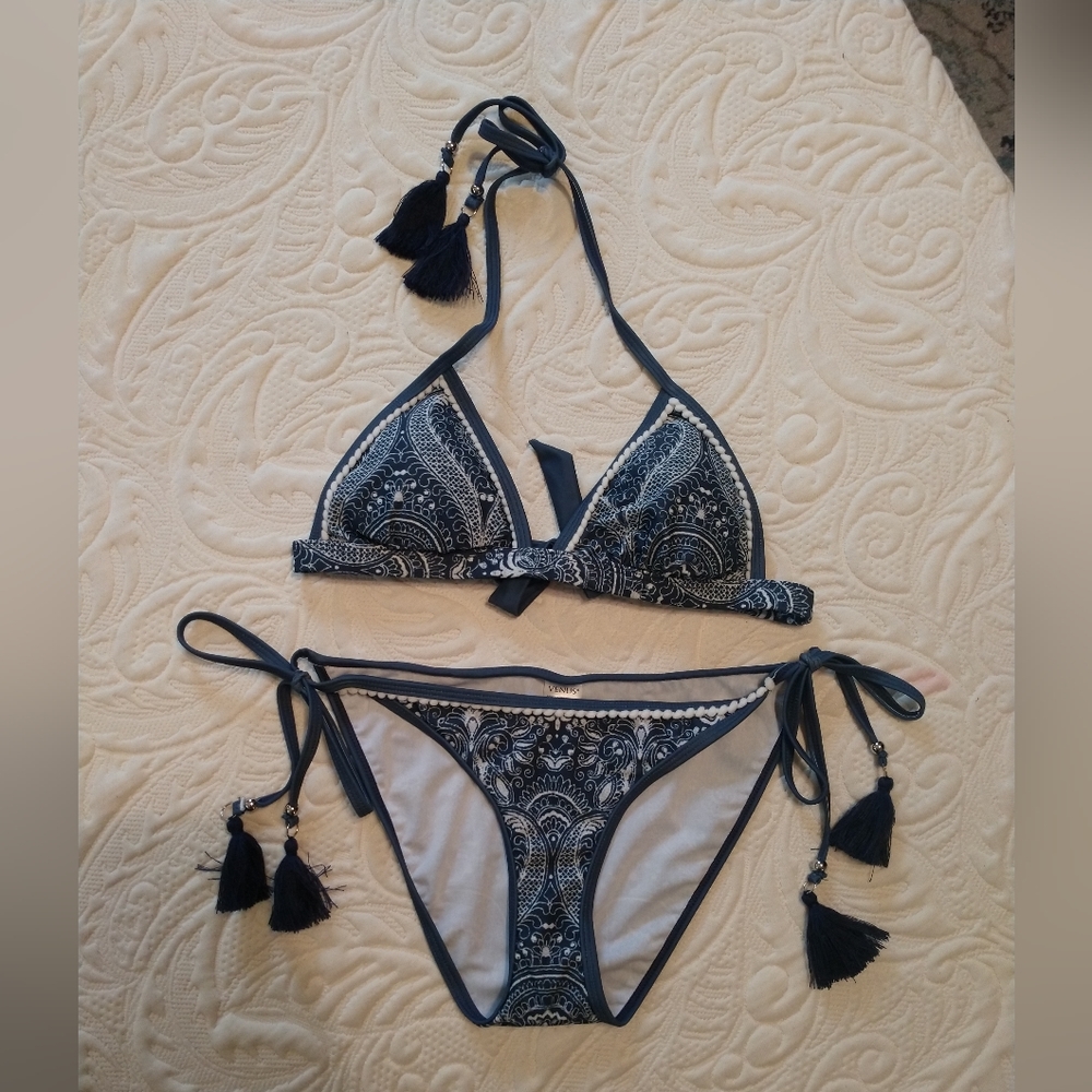 Women's swimsuit